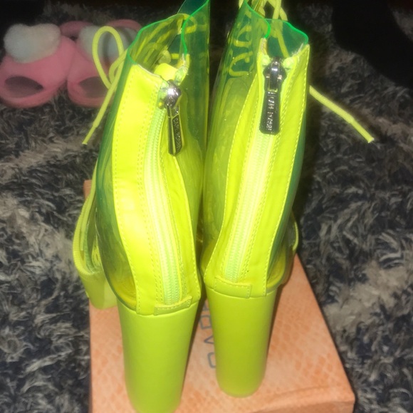 Boots - Picture 3 of 5